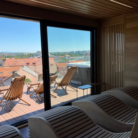 Exklusives Panorama Terrasse Wellness Saunahaus